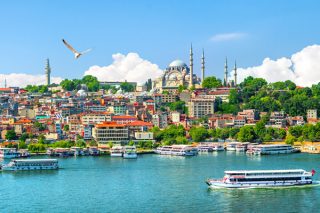Istanbul und Pécs als weitere Kulturhauptstädte