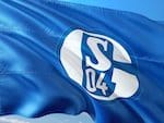 Flagge des Fußballverein FC Schalke 04