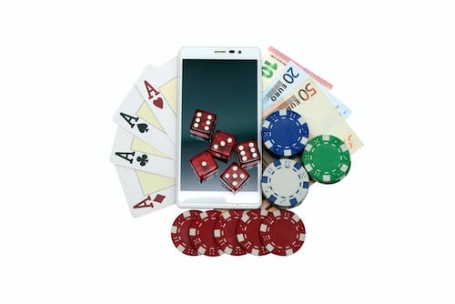 Mobile Poker spielen auf dem Smartphone