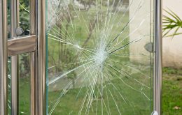 Fenster-Expresslieferung: Der richtige Dienstleister findet sich im Internet