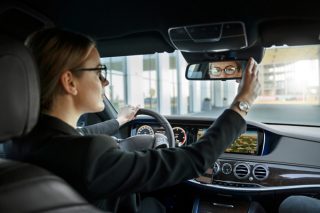 Verspätungen durch einen Chauffeurservice in München vermeiden