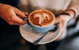 Die Kunst des täglichen Kaffees: Mit jeder Tasse zu mehr Wohlbefinden