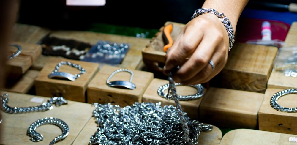 Armband Handwerkskunst