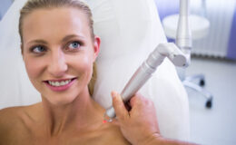 Laserbehandlung - wie High-Tech-Licht die Hautstruktur verändert