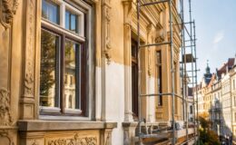 Altbau-Sanierung: Denkmalschutz trifft moderne Baustoffe