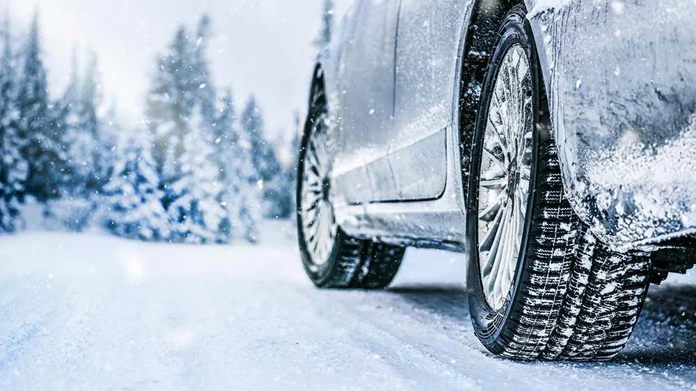 Winterreifen-Wechsel in der Werkstatt